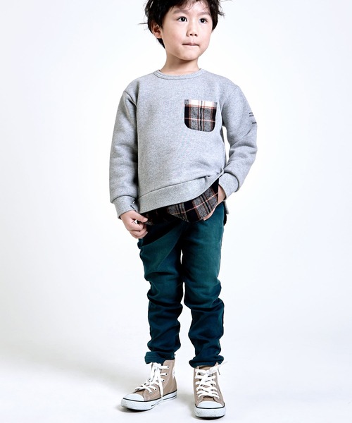 DILASH(ディラッシュ)の「ソフトパウダーストレッチスリムパンツ(デニムパンツ・キッズ・ブラック/イエロー/グリーン/キャメル・90/100/110/120/80/130/140)」の12枚目の写真