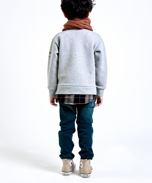 DILASH(ディラッシュ)の「ソフトパウダーストレッチスリムパンツ(デニムパンツ・キッズ・ブラック/イエロー/グリーン/キャメル・90/100/110/120/80/130/140)」の13枚目の写真