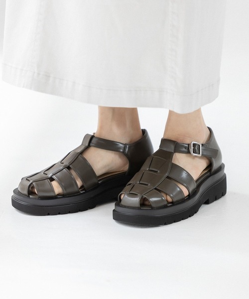 LEPSIM（レプシィム）の「アツゾコグルカサンダル　295884（サンダル・レディース・カーキブラウン/アイボリー/ブラック・MEDIUM/LARGE）」の3枚目の写真