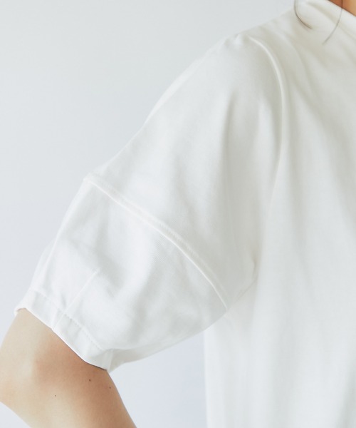 un dix cors（アンディコール）の「印象的な袖デザイン　ボリュームタックスリーブTシャツ（Tシャツ/カットソー・レディース・オフホワイト/チャコールグレー/ブルー・FREE）」の13枚目の写真