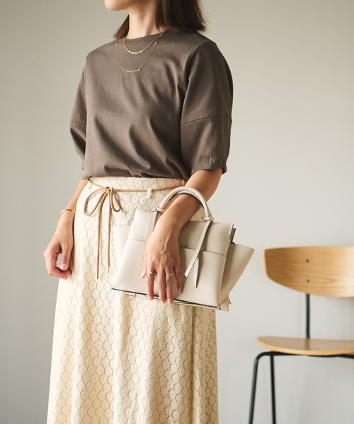 un dix cors（アンディコール）の「印象的な袖デザイン　ボリュームタックスリーブTシャツ（Tシャツ/カットソー・レディース・オフホワイト/チャコールグレー/ブルー・FREE）」の20枚目の写真