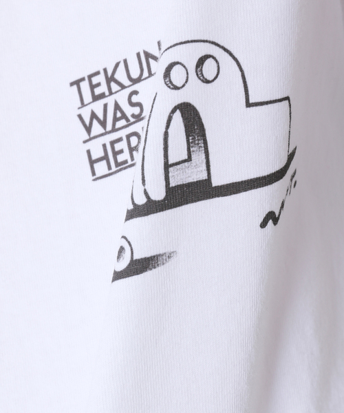 JOURNAL STANDARD(ジャーナルスタンダード)の「TEKUN WAS HERE MOTTE Tシャツ(Tシャツ/カットソー・メンズ・ホワイト・MEDIUM/LARGE/X-LARGE)」の3枚目の写真