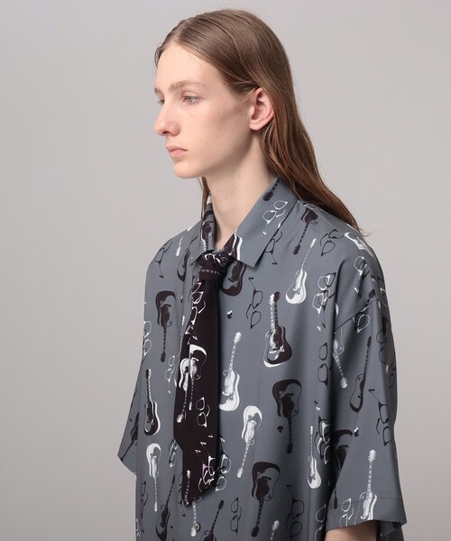 tk.TAKEO KIKUCHI(ティーケータケオキクチ)の「◆KAWASAKI TAKAYA × tk.TAKEO KIKUCHI コラボ総柄スカーフタイ(ユニセックスアイテム)(バンダナ/スカーフ・メンズ・ブラック系3/グレー系3/ライトグリーン系・00)」の13枚目の写真