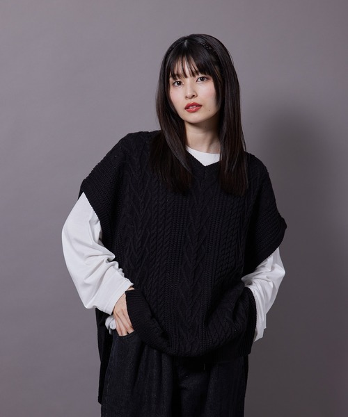 re_k by JUNRED(レクバイジュンレッド)の「re_k by JUNRED / バルキーアランオーバーVネックベスト(ベスト・メンズ・チャコールグレー/イエロー/グリーン・M/L)」の4枚目の写真