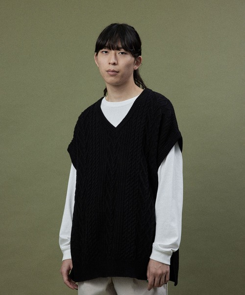 re_k by JUNRED(レクバイジュンレッド)の「re_k by JUNRED / バルキーアランオーバーVネックベスト(ベスト・メンズ・チャコールグレー/イエロー/グリーン・M/L)」の7枚目の写真