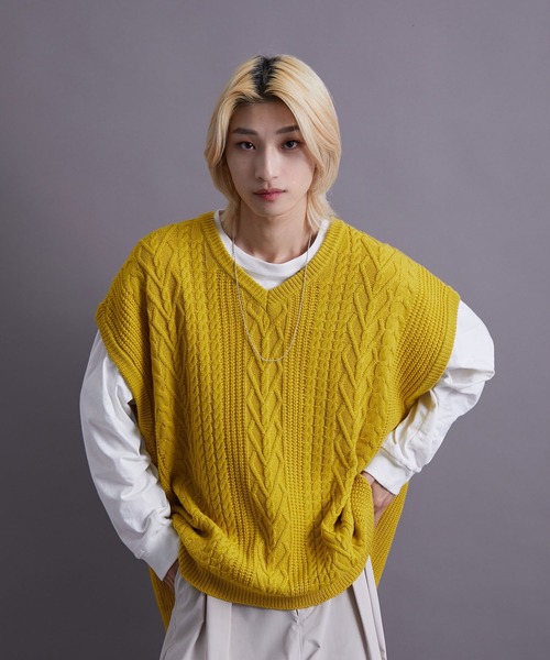 re_k by JUNRED(レクバイジュンレッド)の「re_k by JUNRED / バルキーアランオーバーVネックベスト(ベスト・メンズ・チャコールグレー/イエロー/グリーン・M/L)」の19枚目の写真