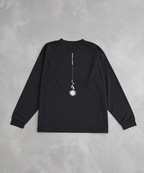 JUNRED(ジュンレッド)の「フラワープリントロングTシャツ(Tシャツ/カットソー・メンズ・ホワイト/ブルー/スミクロ・S/M/L)」の6枚目の写真
