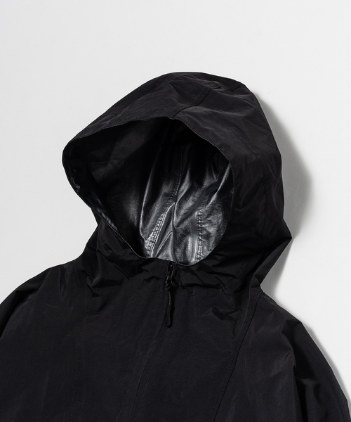 KiU（キウ）の「【Paris Saint-Germain × KiU】別注 WP ANORAK