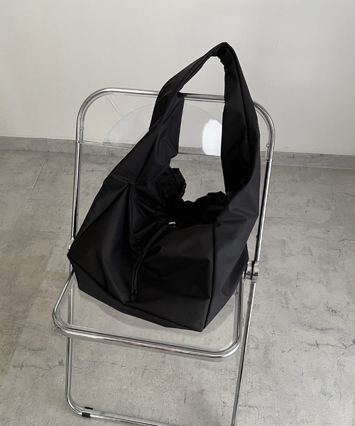 y/m by MIHO(イムバイミホ)の「ナイロンショルダーBAG(ショルダーバッグ・レディース・ブラック・FREE)」の22枚目の写真