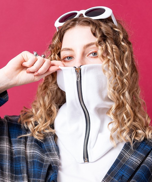 ankoROCK（アンコロック）の「ankoROCKリブボリュームネックウォーマー（ネックウォーマー/スヌード・メンズ・ブラック/ホワイト/ベージュ/ネイビー/ブラウン/グレー/チャコール/レッド/イエロー/オレンジ/ブルー/グリーン/ワインレッド・ONE SIZE/ONESIZE）」の2枚目の写真