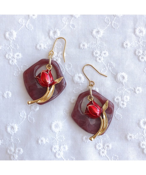 tone(トーン)の「【fuwari】プレート×フラワー ピアス(MA)(ピアス(両耳用)・レディース・ブラウン/ベージュ/パープル/グレー/ブルー・FREE)」の1枚目の写真