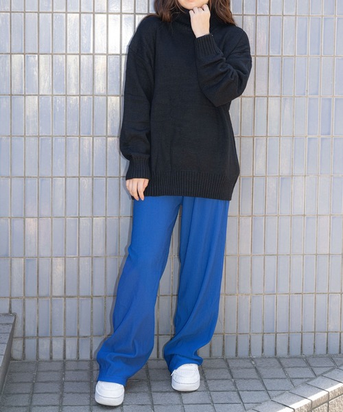 tolene(トレネ)の「オーバーサイズ ざっくりタートルネック ニット(ニット/セーター・レディース・ブラウン/カーキ/グリーン/ブルー/ブラック・L/XL/XXL/M)」の6枚目の写真