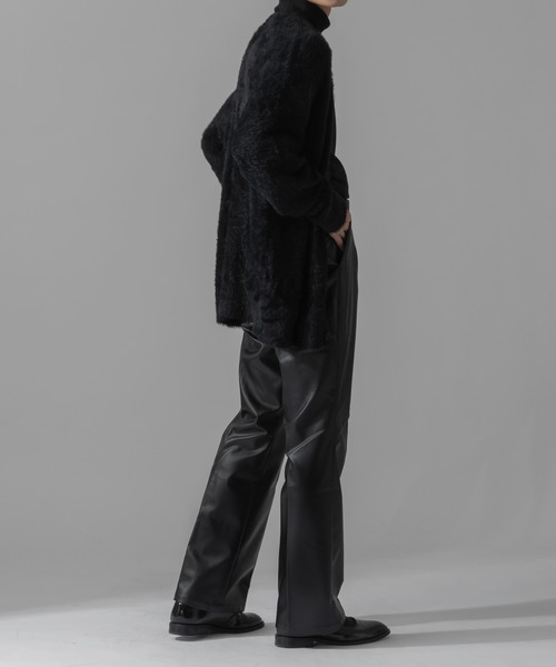 Adoon plain(アドーンプレーン)の「【Adoon plain】フェイクレザーフレアパンツ(その他パンツ・メンズ・ブラック・SMALL/MEDIUM/LARGE)」の8枚目の写真