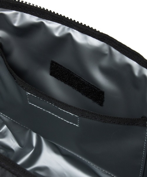 NEW ERA（ニューエラ）の「ニューエラ トートバッグ 保冷（ゴルフグッズ・メンズ・ブラック/ホワイト・FREE）」の15枚目の写真