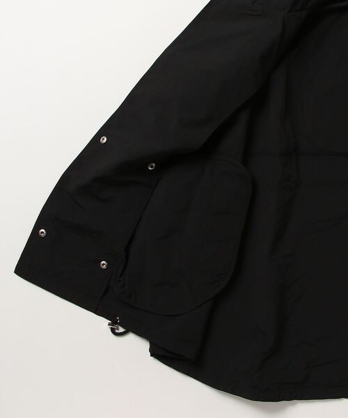 Auntie Rosa Holiday（アンティローザホリデー）の「スタンドカラー2WAYマウンテンパーカー（マウンテンパーカー・レディース・アイボリー/ブラック・FREE）」の13枚目の写真