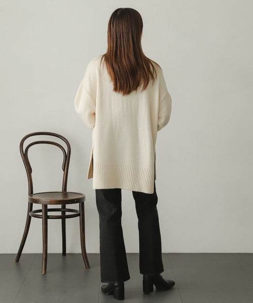 SENSE OF PLACE by URBAN RESEARCH（センスオブプレイスバイアーバンリサーチ）の「タートルネックルーズセーター（ニット/セーター・レディース・ブラック/アイボリー/ブルー・ONE）」の22枚目の写真