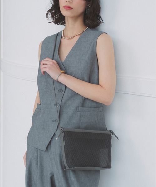 IACUCCI（イアクッチ）の「カレッタ MONOGRAMMA RETE/CERVO 