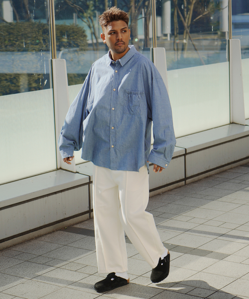 JOINT WORKS（ジョイントワークス）の「【refomed / リフォメッド】WRIST PATCH WIDE SHIRT CHAMBRAY（シャツ/ブラウス・メンズ・ブルー系その他・2/3）」の19枚目の写真