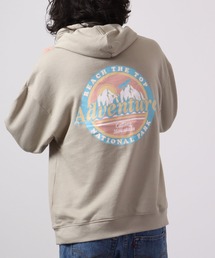 MODISH GAZE（モディシュガゼ）の「MODISH GAZE 裏毛 長袖 BIG プルパーカー Adventure（パーカー）」