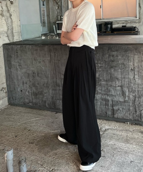 shesame（シーセム）の「2タックドローコードデザインパンツ（その他パンツ・レディース・アイボリー/ブラック/ブルー・MEDIUM/LARGE）」の13枚目の写真
