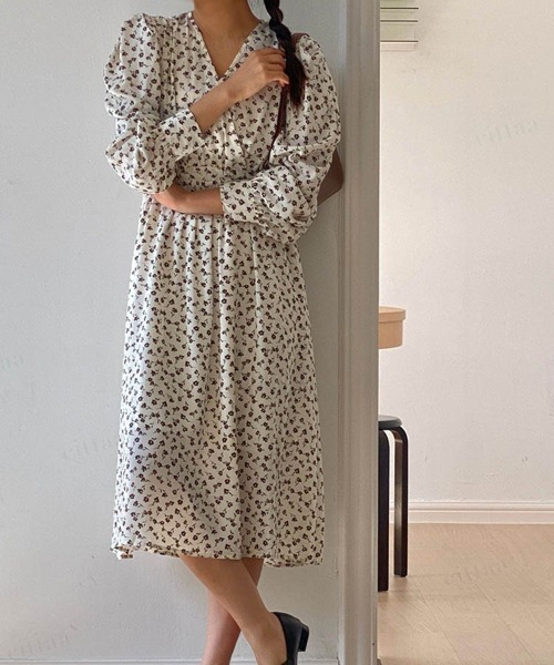 Dalfwin（ダールフィン）の「カシュクール花柄ミモレ丈ワンピース（ワンピース・レディース・ブラウン/アイボリー・FREE）」の9枚目の写真