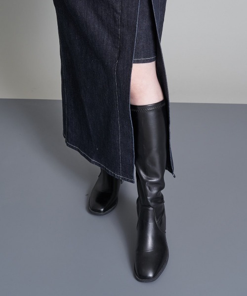 A de a.v.v（アードアー・ヴェ・ヴェ）の「レイヤードナローデニムスカート（デニムスカート・レディース・ネイビー/ブルー・38/36）」の17枚目の写真