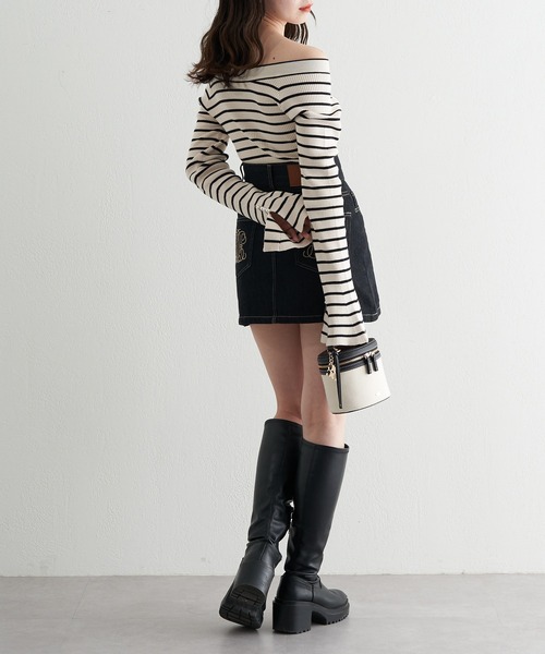 Chico（チコ）の「【2023SS】パールボタン付袖フレアオフショルリブニット（Tシャツ/カットソー・レディース・ホワイト系その他2/ブルー/ブラック/アイボリー/ブルー系その他2・FREE）」の11枚目の写真