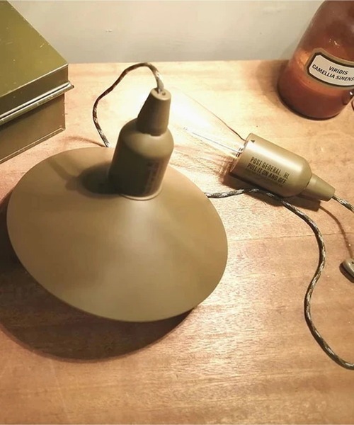 POST GENERAL（ポストジェネラル）の「POST GENERAL/ポストジェネラル　ハングランプ タイプ2（アウトドアグッズ・メンズ・ブラック/オリーブ/サンドベージュ・FREE）」の6枚目の写真