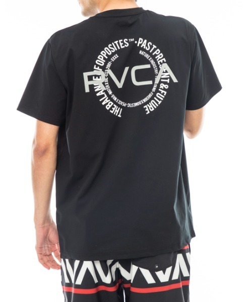 RVCA（ルーカ）の「【オンライン限定】RVCA メンズ 【SURF TEE】 VA LEVELS TEE ラッシュガード【2023年春夏モデル】/ルーカ半袖ラッシュガード(水着)（ラッシュガード・メンズ・ホワイト/ブラック・LARGE/MEDIUM/XX-LARGE/SMALL/X-LARGE）」の12枚目の写真
