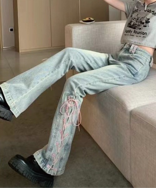 meJane（ミージェーン）の「サイドリボンアップデニムパンツ（デニムパンツ・レディース・ブルー・S/M/L）」の4枚目の写真