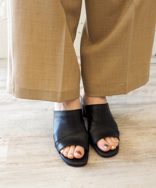 cava cava(サヴァサヴァ)の「ミュール 3720481(サンダル・レディース・ブラック/ライトグリーン/シャンパン・23.0cm/24.5cm/22.5cm/24.0cm/23.5cm)」の9枚目の写真