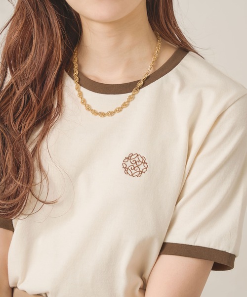 Ambre Neige（アンブルネージュ）の「アソートロゴ刺繍Ｔ／【WEB/EC限定商品】（Tシャツ/カットソー・レディース・アイボリー/オフホワイト・FREE）」の10枚目の写真