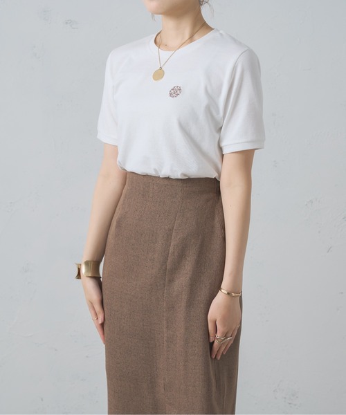 Ambre Neige（アンブルネージュ）の「アソートロゴ刺繍Ｔ／【WEB/EC限定商品】（Tシャツ/カットソー・レディース・アイボリー/オフホワイト・FREE）」の13枚目の写真