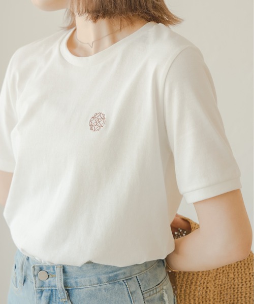 Ambre Neige（アンブルネージュ）の「アソートロゴ刺繍Ｔ／【WEB/EC限定商品】（Tシャツ/カットソー・レディース・アイボリー/オフホワイト・FREE）」の22枚目の写真