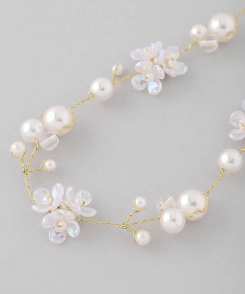 ANEMONE（アネモネ）の「フラワー×パールバインヘッドドレス[hanayome]（その他ヘアアクセサリー・レディース・ホワイト・FREE）」の2枚目の写真