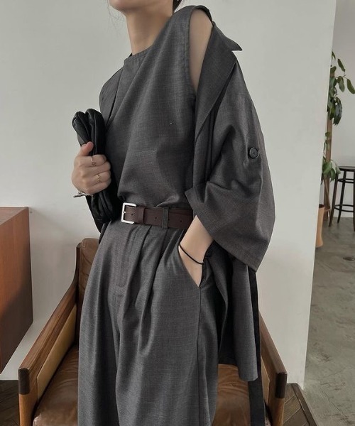 WILLFULLY（ウィルフリー）の「sharkskin deformation sleeve middle JK（テーラードジャケット・レディース・ブラウン系/チャコール・FREE）」の9枚目の写真