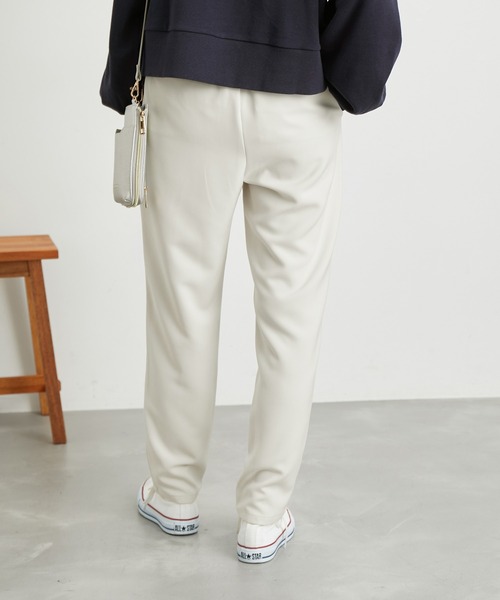 ROPE' PICNIC(ロペピクニック)の「ステファニージョガーパンツ(その他パンツ・レディース・ブラック/ブルー/ワイン/キナリ・40/38/36)」の9枚目の写真