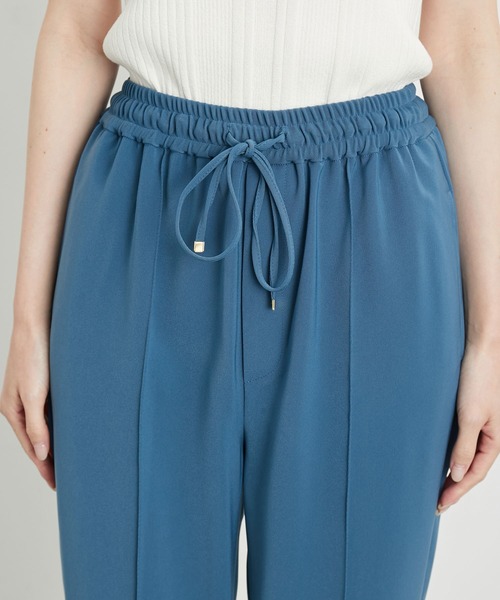 ROPE' PICNIC(ロペピクニック)の「ステファニージョガーパンツ(その他パンツ・レディース・ブラック/ブルー/ワイン/キナリ・40/38/36)」の16枚目の写真