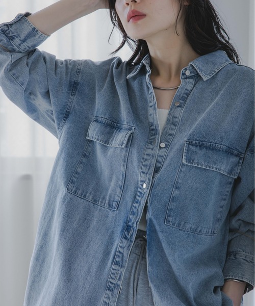 210nouve（トゥージュヌーブ）の「デニム オーバーサイズ シャツ ジャケット（シャツ/ブラウス・レディース・グレー/ブルー/ネイビー/ホワイト系その他/ブルー系その他/ダークインディゴブルー/ライトインディゴブルー/グレー系/ブルー系/ブルー系1・FREE）」の13枚目の写真