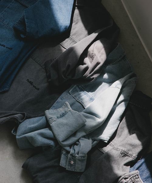 210nouve（トゥージュヌーブ）の「デニム オーバーサイズ シャツ ジャケット（シャツ/ブラウス・レディース・グレー/ブルー/ネイビー/ホワイト系その他/ブルー系その他/ダークインディゴブルー/ライトインディゴブルー/グレー系/ブルー系/ブルー系1・FREE）」の17枚目の写真