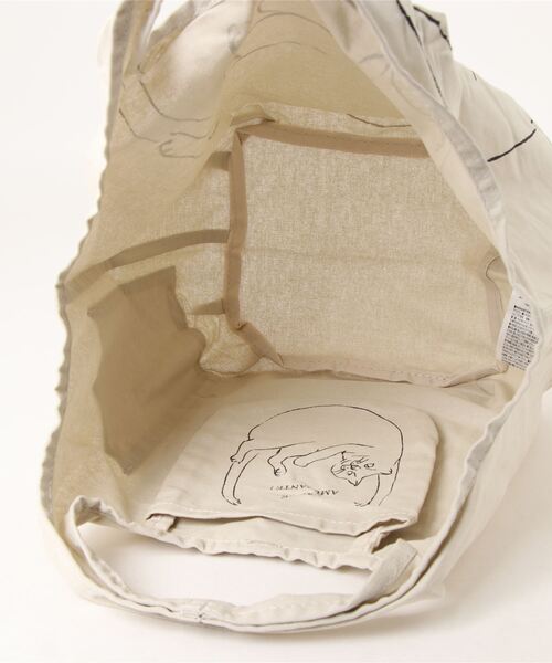 ROOTOTE(ルートート)の「ルートート/コットン ねこ柄 折りたたみ エコバッグ ミニ NA.ルーショッパーミニ.マルシェーC(エコバッグ/サブバッグ・レディース・ベージュ系その他/アイボリー/ブルー系その他・FREE)」の7枚目の写真