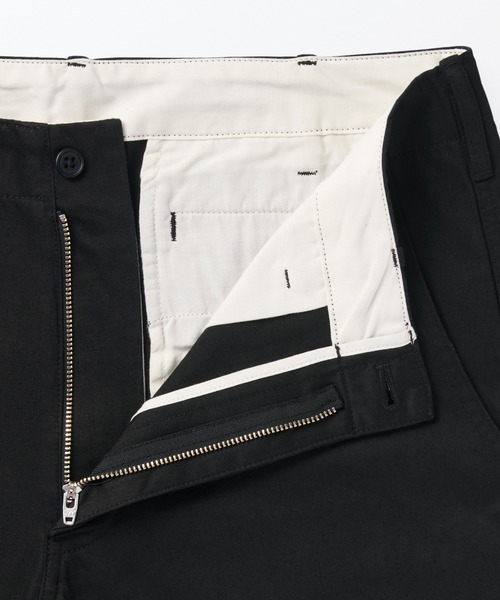 無印良品（ムジルシリョウヒン）の「ムラ糸チノレギュラーパンツ　股下８２ｃｍ（チノパンツ・メンズ・ライトベージュ/カーキ系5/ブラウン系1/ブラック・85/76/82/70/88/79/73）」の10枚目の写真