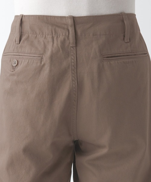 無印良品（ムジルシリョウヒン）の「ムラ糸チノレギュラーパンツ　股下８２ｃｍ（チノパンツ・メンズ・ライトベージュ/カーキ系5/ブラウン系1/ブラック・85/76/82/70/88/79/73）」の17枚目の写真