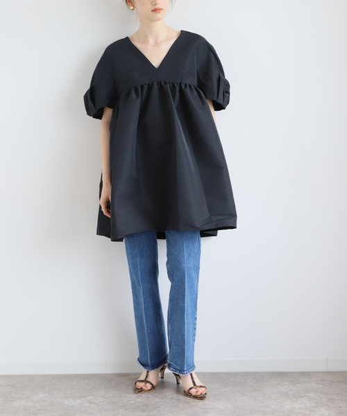 新品タグ付　NINA RICCI ニナリッチ　ネイビー　ポロワンピース　定価9万 新品タグ付 NINA RICCI ニナリッチ ネイビー ポロ ドレス