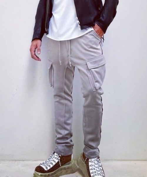 FranCisT_MOR.K.S.(フランシストモークス)の「FranCisT_MOR.K.S./フランシスト モークス/HI TENSION ECO SUEDE 6P PANT(カーゴパンツ・メンズ・ブラック/グレー系・3/4/2)」の21枚目の写真