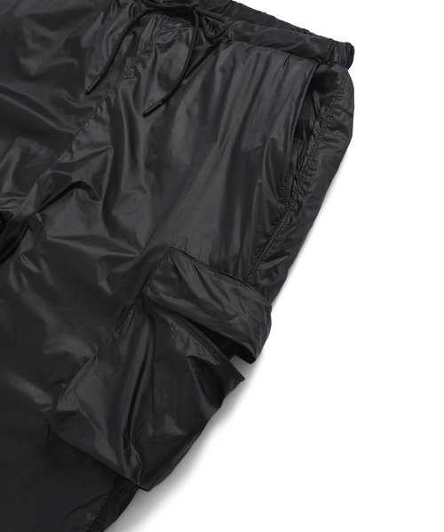 TAION(タイオン)の「【UNISEX】TAION/タイオン スポーツリバーシブルダウンパンツ(その他パンツ・メンズ・オリーブ/ブラック・M/L/XL)」の10枚目の写真