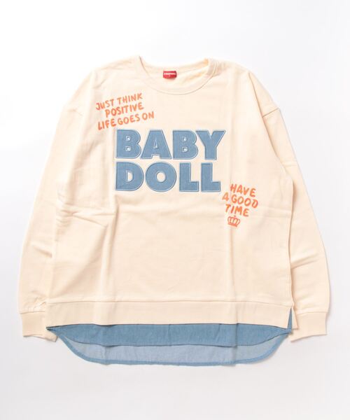 BABYDOLL(ベビードール)の「親子お揃い デニムワッペントレーナー 8728A(スウェット・レディース・オフホワイト/ブラック・M/L/XL/S)」の3枚目の写真