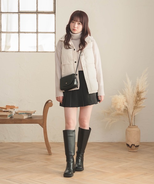 Cham.（チャム）の「ダウンライクベスト（ベスト・レディース・ブラック/ベージュ・F）」の4枚目の写真