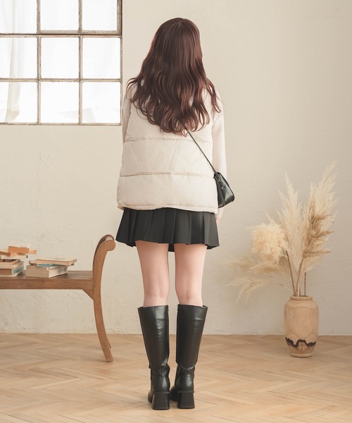 Cham.（チャム）の「ダウンライクベスト（ベスト・レディース・ブラック/ベージュ・F）」の7枚目の写真