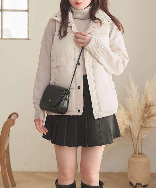 Cham.（チャム）の「ダウンライクベスト（ベスト・レディース・ブラック/ベージュ・F）」の8枚目の写真